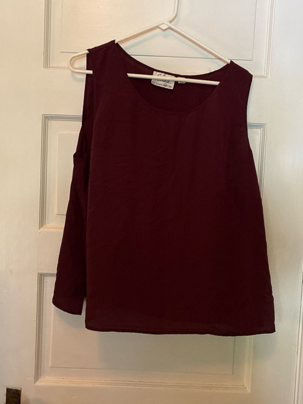 Linea by Louis Dell'Olio Sleeveless Scoop Neck Camisole in Wine
